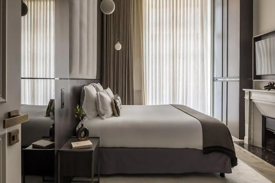 Belle Lurette Apartment Paris France
